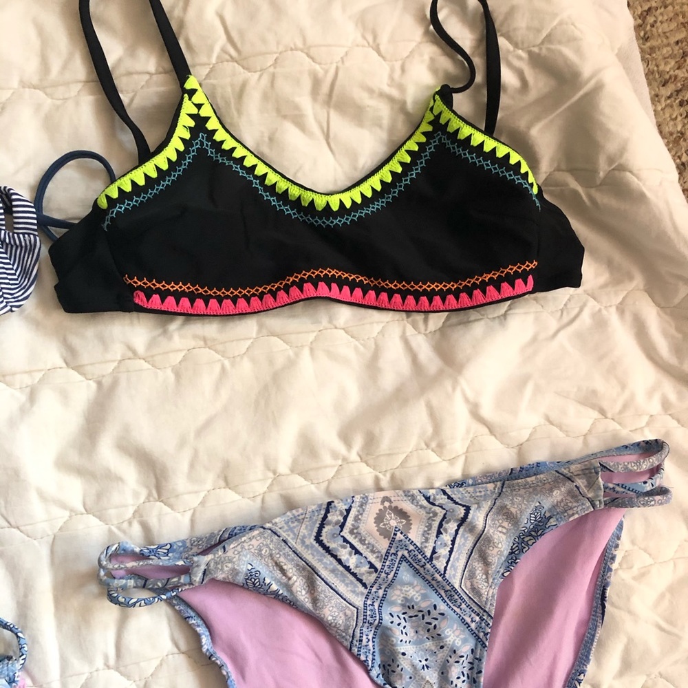 Assorted Target Bikinis - Picture 4 of 4